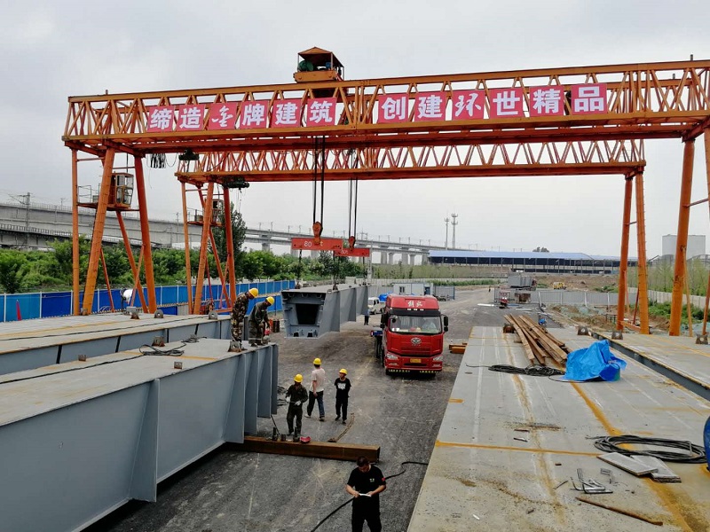 門式起重機(jī)