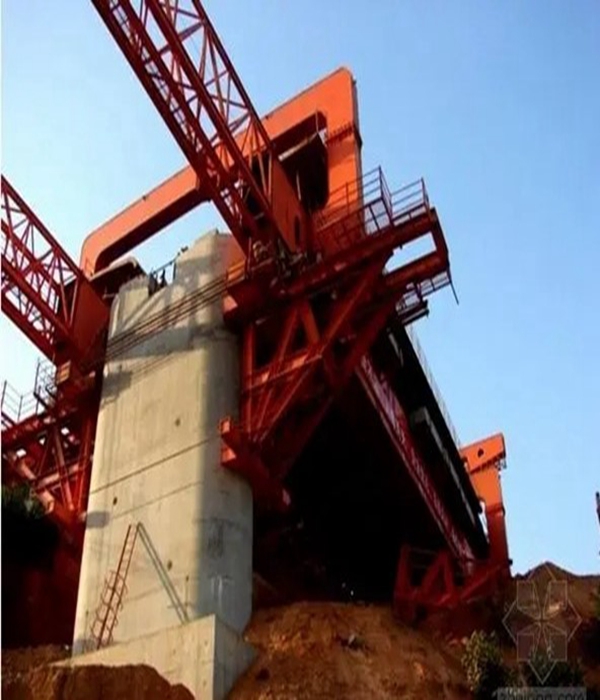 四川廣元移動模架廠家 組合式移動模架的功能轉換技術：從標準化現澆到掛籃懸澆的工程實踐?